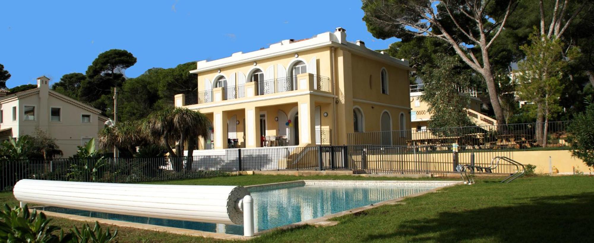 Caravelle 60 Hostel Antibes